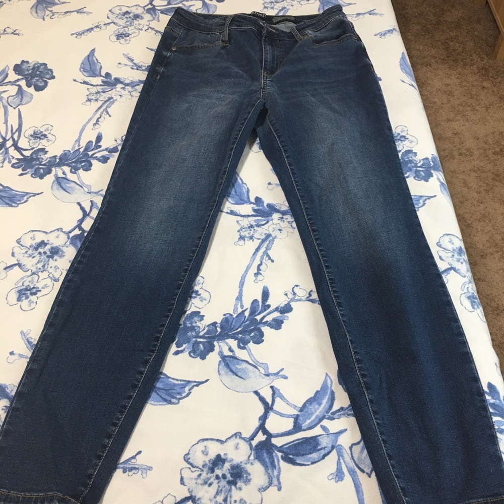 Skinny jeans